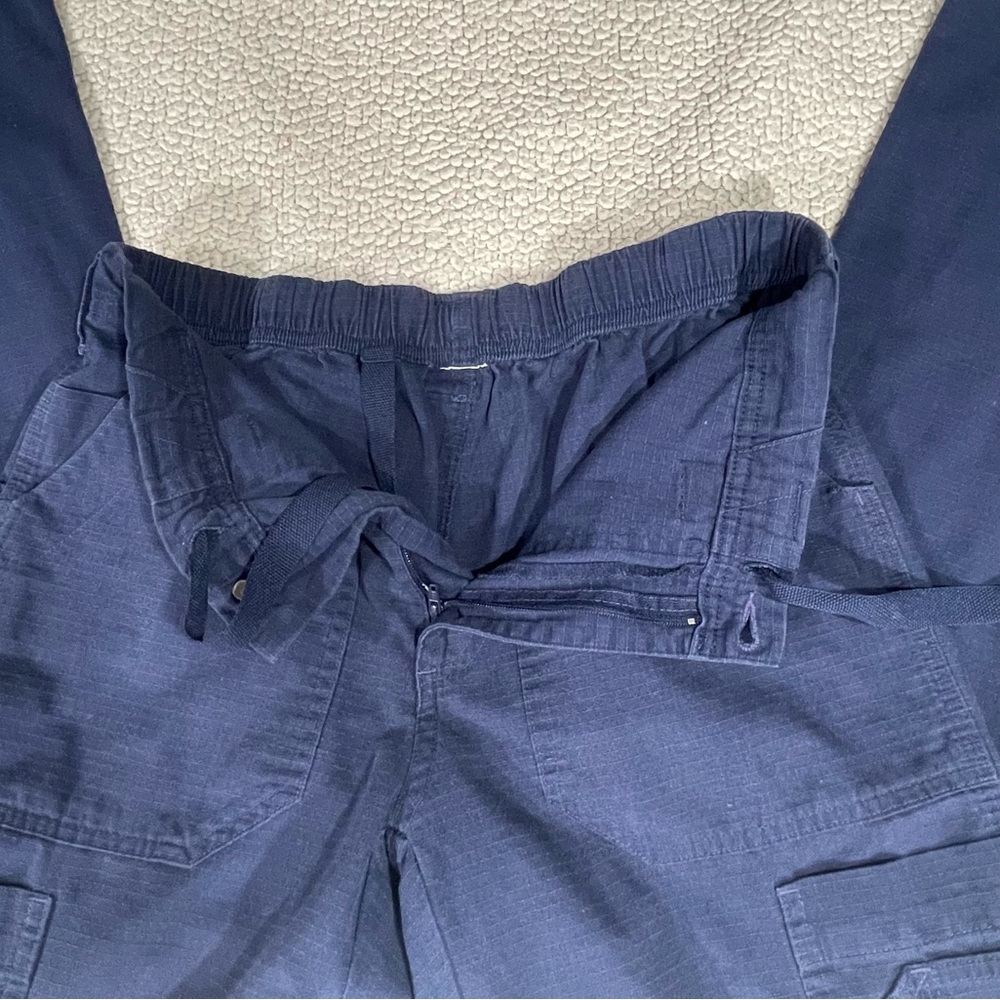 Carhartt Women's Cargo Pants - Picture 2 of 2